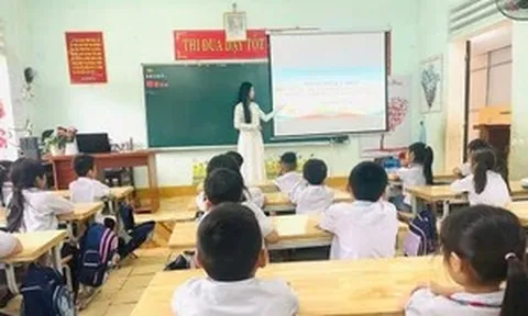 Phát huy vai trò nhà giáo trong hiện thực hóa mục tiêu Đại hội XIV của Đảng