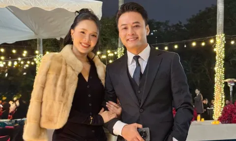 Hồng Diễm và Hồng Đăng 'tái hợp'