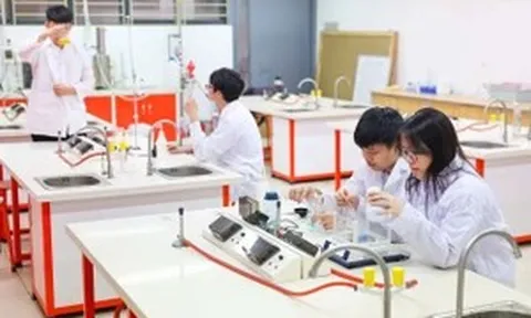 Chuyển đổi số giáo dục: Từ công nghệ đến đổi mới tư duy