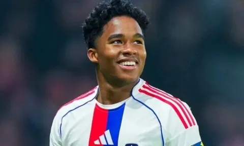 Endrick bùng nổ ở Lyon