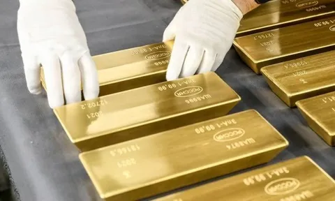 Giá vàng hôm nay 28/1/2026 tăng phi mã, kho của Fed không còn an toàn, quan chức Đức kêu gọi 'hồi hương' vàng dự trữ quốc gia