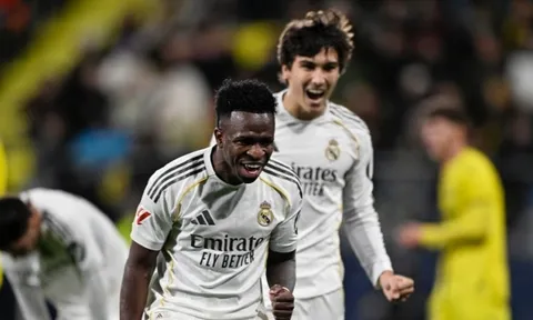 Thông điệp lạ của Vinicius