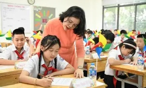 Chăm lo Tết cho nhà giáo: Ấm áp từ sự sẻ chia