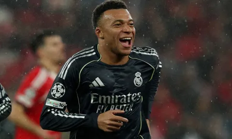Mbappe xô đổ kỷ lục của Ronaldo