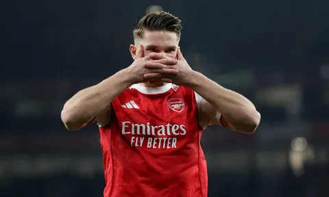 Arsenal toàn thắng ở Champions League