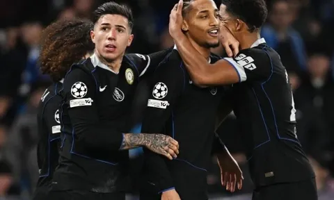 Chelsea lội ngược dòng ngoạn mục