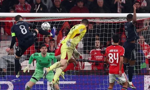 Chuyện gì đã xảy ra ở phút 90+8 khiến Real Madrid sụp đổ?