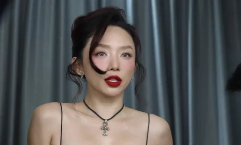 Tóc Tiên lên tiếng khẩn sau khi bị bắt gặp đi với chồng cũ hậu ly hôn