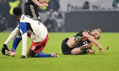 Bayern sảy chân liên tiếp, Hamburg giữ điểm quả cảm