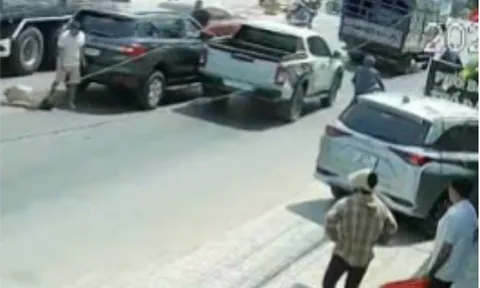 Bắt khẩn cấp tài xế xe bán tải đánh chết người sau va chạm giao thông