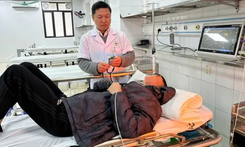 6 giờ sáng vẫn đi thể dục, sau 1 tiếng đau đầu đột ngột phát hiện tụ máu não 0