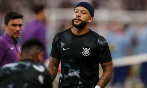 Depay vô địch liên tiếp, Corinthians chật vật trả thưởng