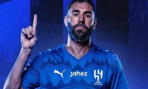 Dàn 'bom tấn' đắt giá ở kỳ chuyển nhượng mùa đông