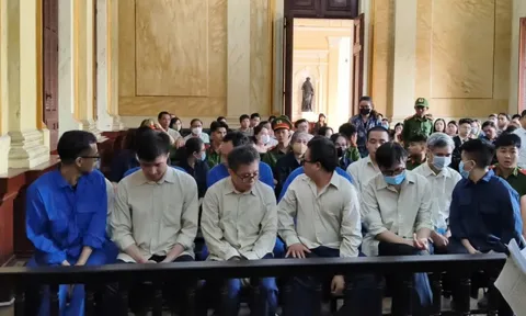 Vụ án tại Chi cục Thú y vùng VI: 2 kẻ chủ mưu bị đề nghị phạt tù đến 30 năm tù