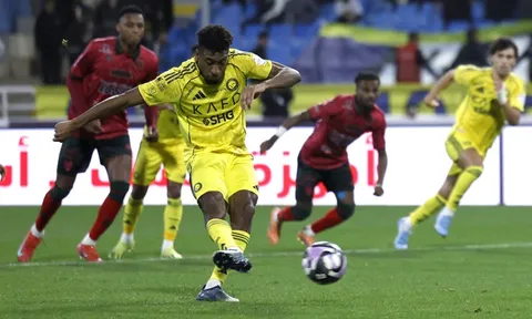 Ronaldo bị bỏ rơi trong cuộc tẩy chay