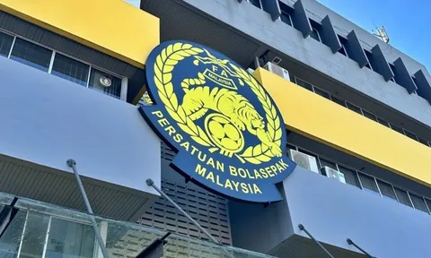 Bóng đá Malaysia vỡ mộng với chiến lược nhập tịch