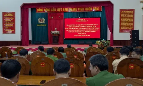 Đối tượng cướp ngân hàng tại Gia Lai bị truy nã về hành vi giết người, luôn mang theo súng