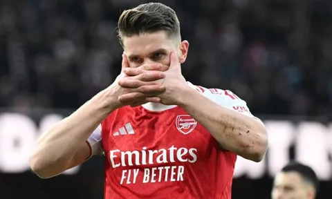 Gyokeres thăng hoa, Arsenal làm điều chưa từng có trong hơn 2 thập kỷ