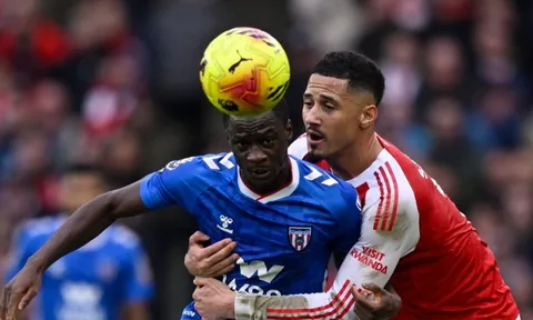 Báo động đỏ cho Sunderland