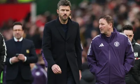 Điều kiện để Carrick làm HLV chính thức của MU