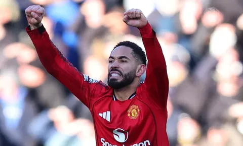 Fan MU phát cuồng với 2 cầu thủ