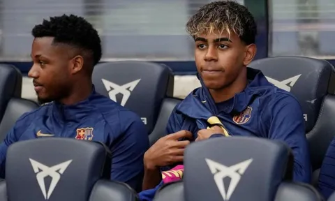 Yamal vướng vào bê bối tấn công tình dục