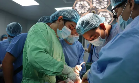 Biến chứng hy hữu sau mổ ruột thừa khiến bệnh nhi suy thận cấp 0