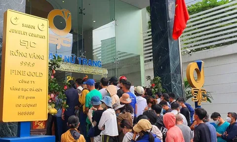 Vàng lên 181 triệu đồng/lượng, Công ty SJC ra thông báo quan trọng, người mua bán cần biết ngay