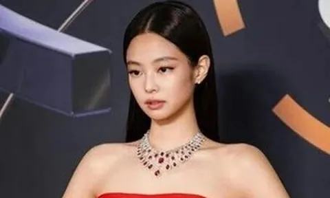 'Phú bà' Jennie (BLACKPINK) mua đứt tòa nhà 360 tỷ đồng