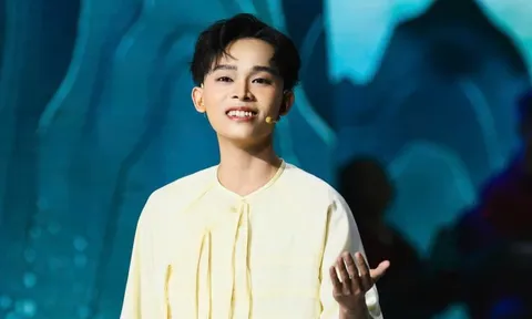 Hồ Văn Cường báo tin vui ngay giáp Tết