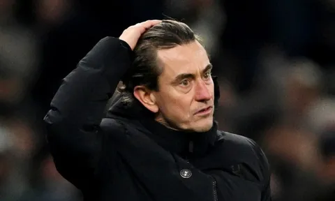 Tottenham sa thải HLV