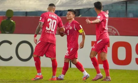 Quang Hải, Đình Bắc tỏa sáng, CAHN đè bẹp CLB Singapore