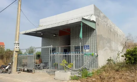 Thiếu nữ dùng kéo sát hại bạn trai trong nhà trọ