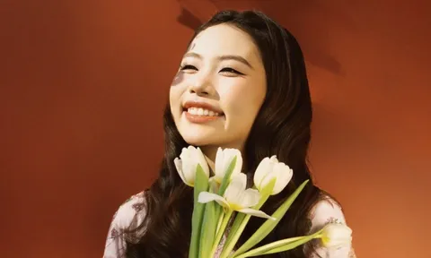 Phương Mỹ Chi hóa 'thiếu nữ ngày xuân', rạng rỡ đón Tết Nguyên đán