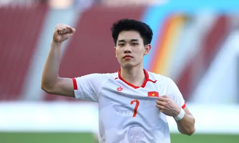 Cơn sốt Nguyễn Đình Bắc