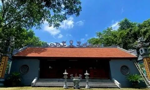 Huyền bí đền Xà phát tích bài thơ 'Nam quốc sơn hà'