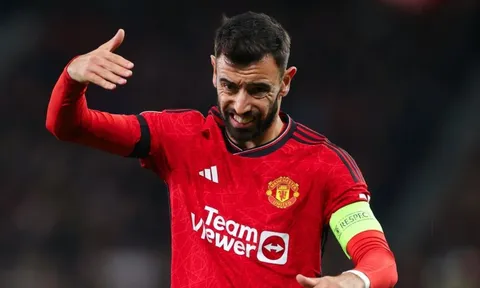 Một điều chỉnh, Bruno khác hẳn