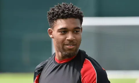 Cựu cầu thủ Liverpool bị bắt