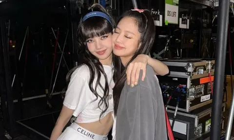 Jennie bất ngờ 'vượt mặt' Lisa