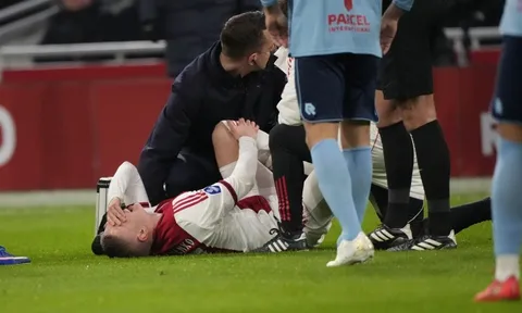 Tiếc cho Zinchenko