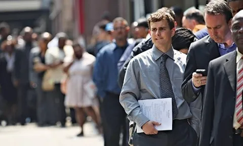 Nghịch lý tại Mỹ, kinh tế ổn định nhưng thất nghiệp kéo dài