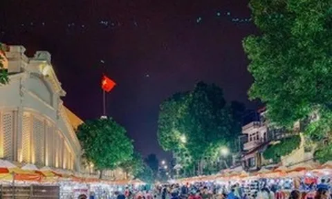 Hành trình vào Xuân