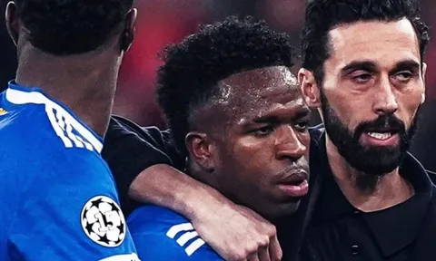 Vinicius lên tiếng khi bị gọi là 'con khỉ'