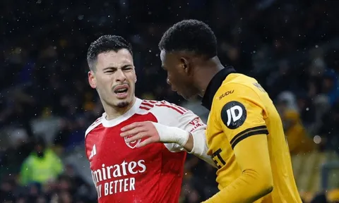 Vì sao chỉ Arsenal thi đấu vào giữa tuần?