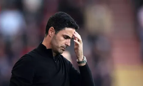 Arsenal phải biết từ bỏ chấp niệm mới thoát 'chu kỳ buông'