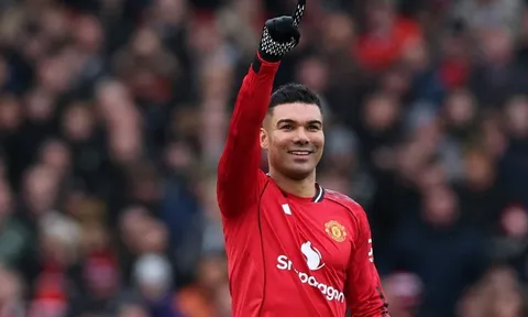 Casemiro đảo ngược tình thế ở MU