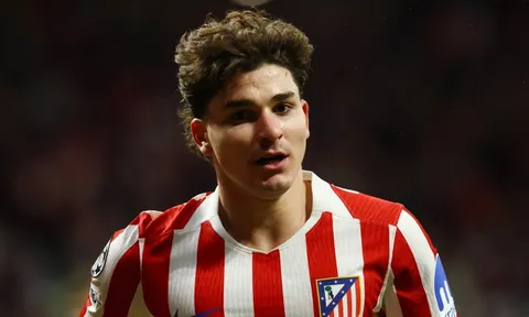 Barcelona nổ 'bom tấn' Alvarez sau World Cup?