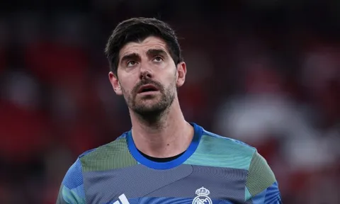 Courtois trở thành ông chủ CLB Pháp