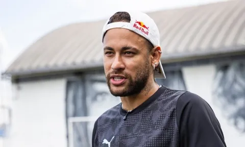 Neymar: 'Có thể tôi giải nghệ vào tháng 12'