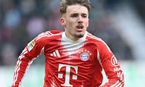 Châu Âu 'dậy sóng' vì thần đồng 17 tuổi